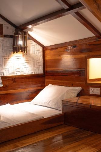 soffta surf ranch hostel