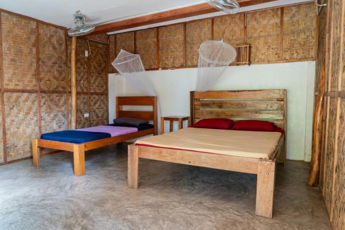 soffta surf ranch hostel