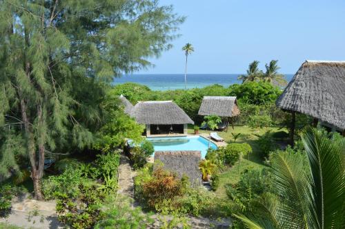 coast sun gardens cottage
