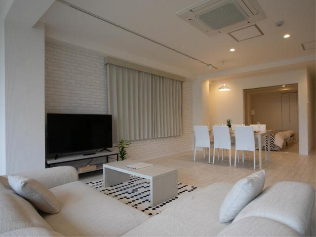 big room guest house