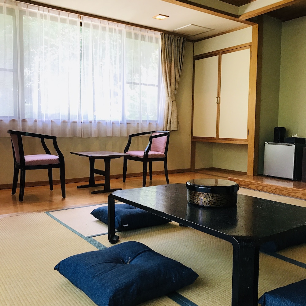 lake side nikko hotel