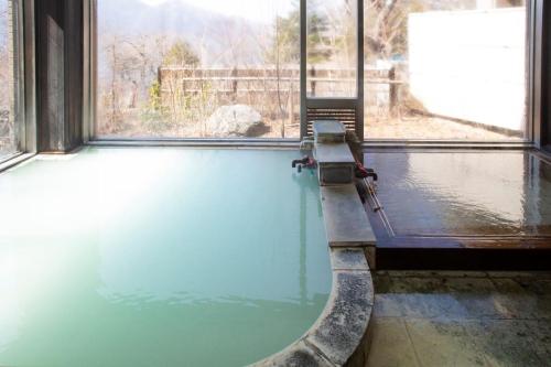lake side nikko hotel