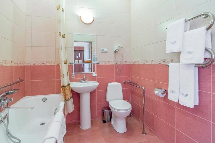 hotel ukraine