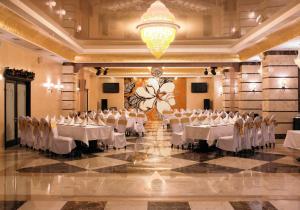 hotel ukraine