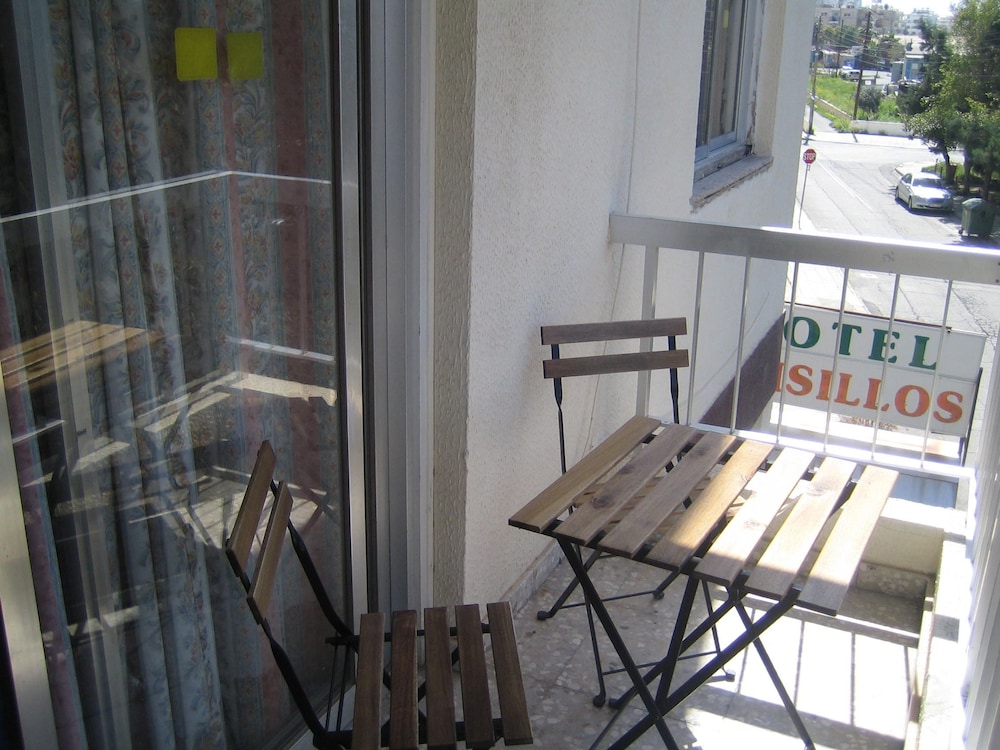 onisillos hotel