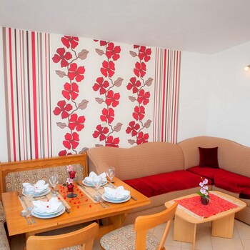 apartments tiho and jelena