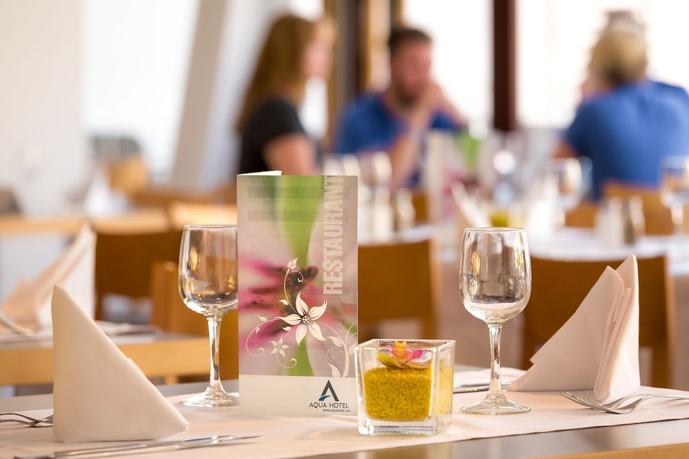 aqua hotel promenade and spa