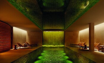 aqua hotel promenade and spa