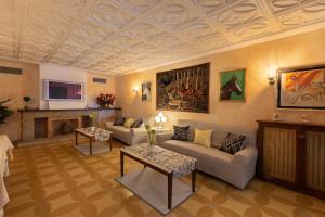 Checkin Trave,Girona>>Figueres,3 star
