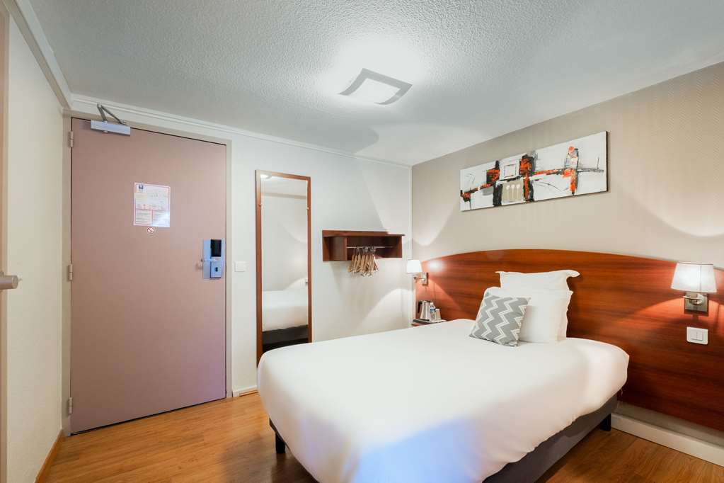 hotel des arcades de cachan grand paris sud