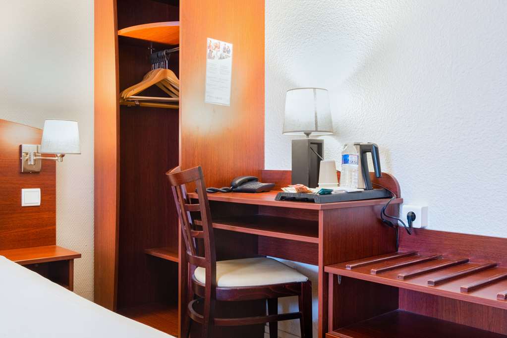 hotel des arcades de cachan grand paris sud