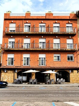 hostal isabel