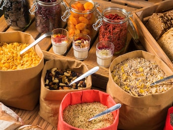 hotel ibis bordeaux centre gare saint jean euratlantique