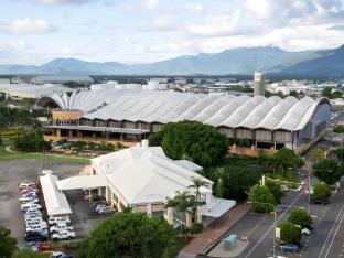 park regis city quays