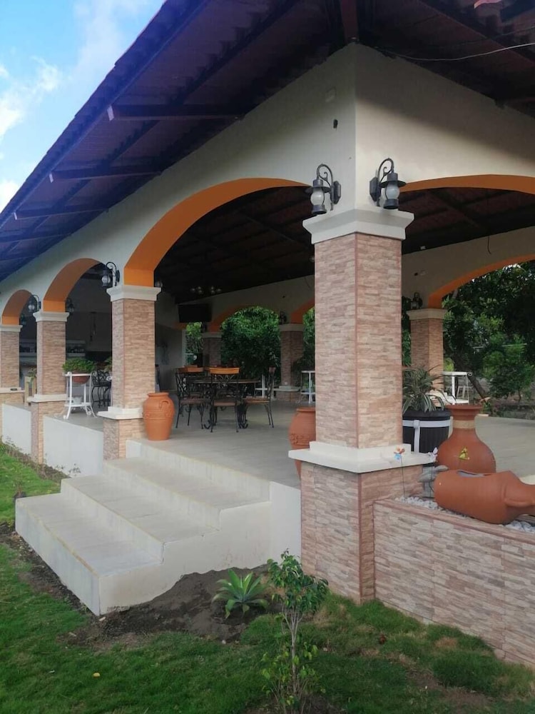 hotel la estancia