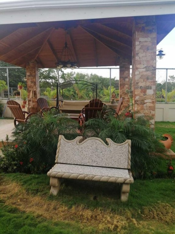 Hotel La Estancia,,4 star