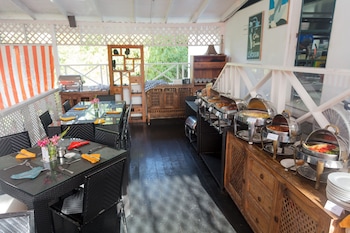 bacolet beach club