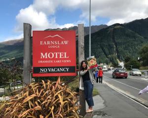 earnslaw lodge