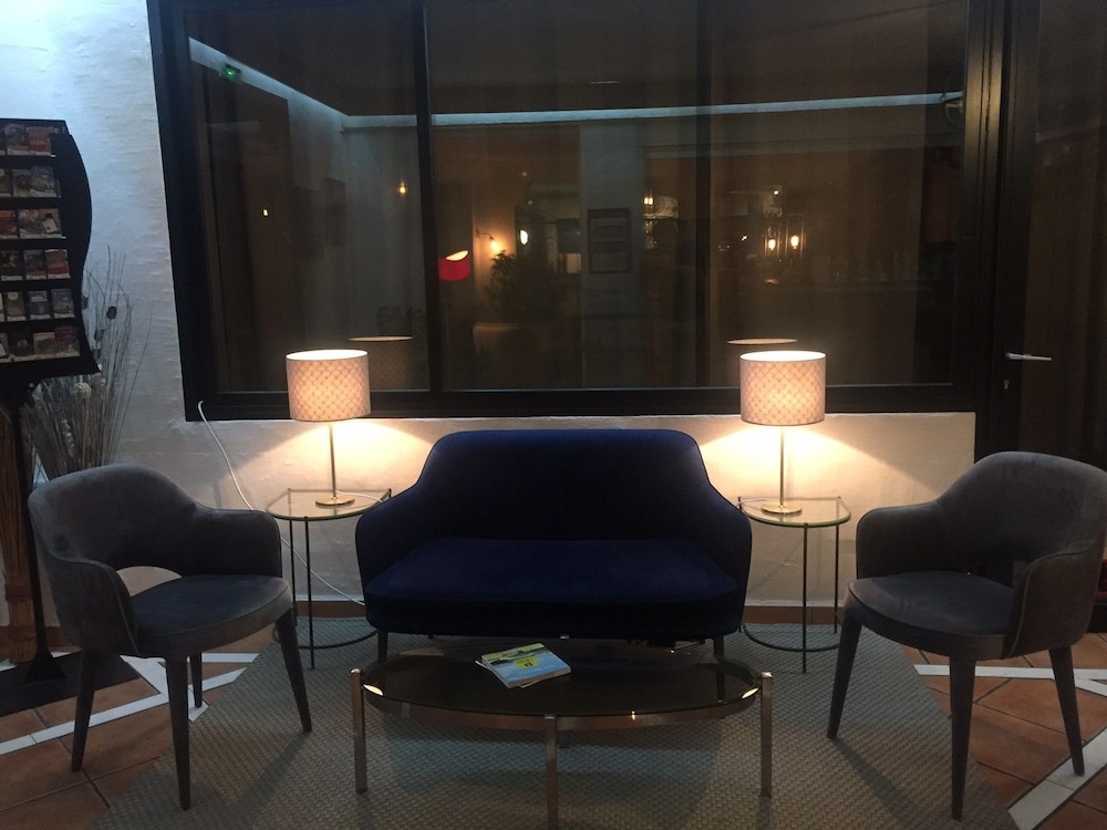 logis hotel et restaurant le galion canet plage