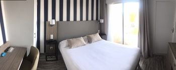 logis hotel et restaurant le galion canet plage