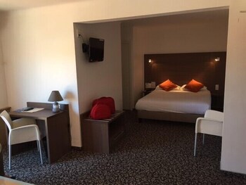 logis hotel et restaurant le galion canet plage