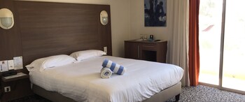 logis hotel et restaurant le galion canet plage