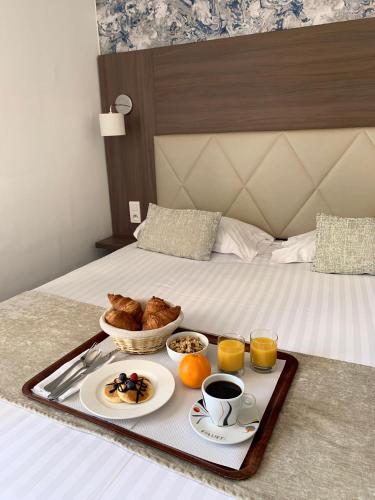 logis hotel et restaurant le galion canet plage