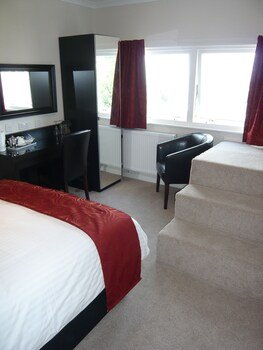 queenswood hotel