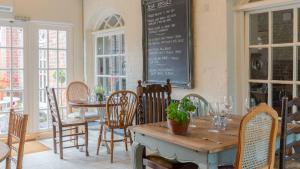 The Bear Hotel,Wareham>>Dorset,3 star