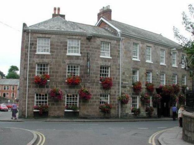 the white hart hotel