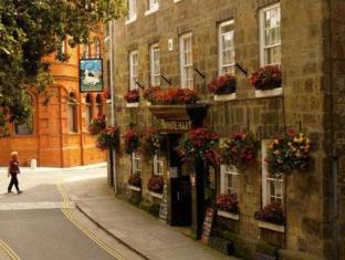 the white hart hotel