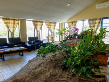 Howard Johnson By Wyndham Gravenhurst,Gravenhurst>>Bracebridge,2 star
