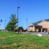 comfort inn and suites north greenfield