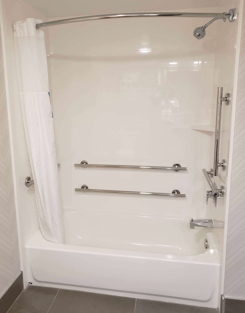 hampton inn greensburg