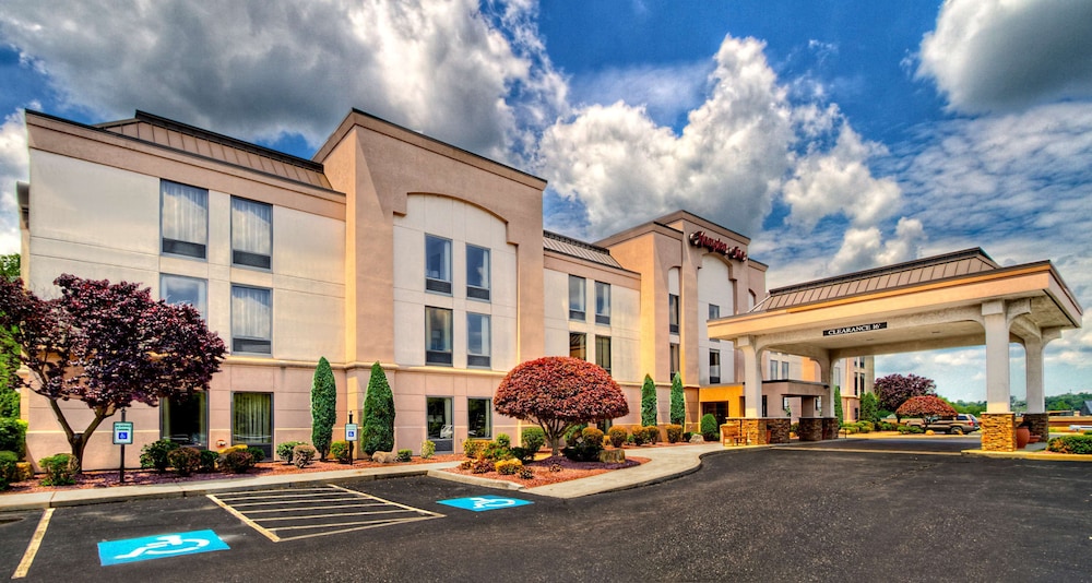 hampton inn greensburg