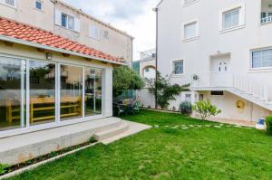 apartments villa key