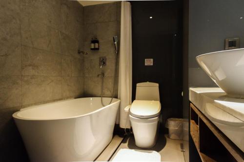 w5 best hotel