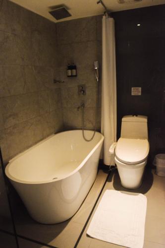 w5 best hotel