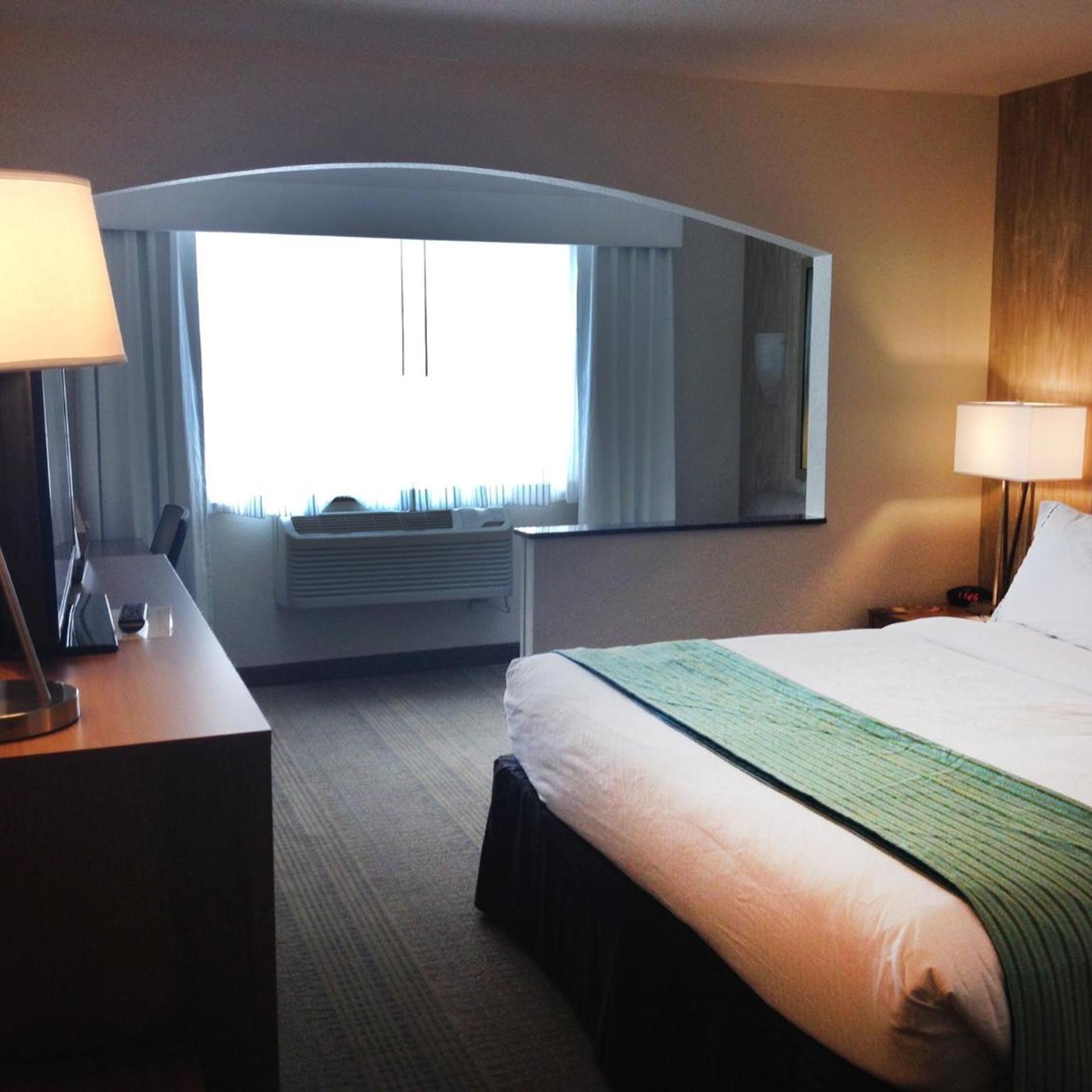holiday inn express and suites fraser by ihg