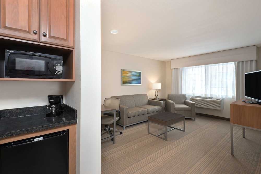 holiday inn express and suites fraser by ihg