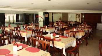 plaza praia suites