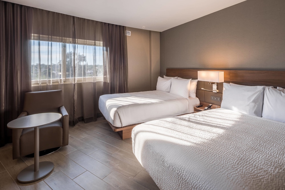 ac hotel by marriott guadalajara expo