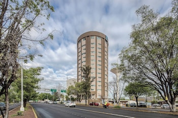 Ac Hotel By Marriott Guadalajara Expo,Guadalajara>>Chapalita,3 star
