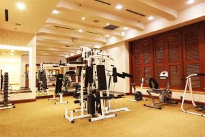 wei yat grand hotel