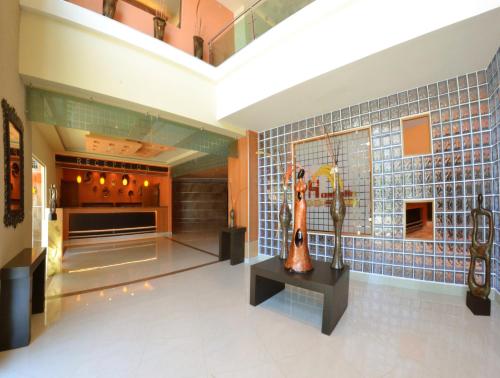 hostalia hotel expo and business class