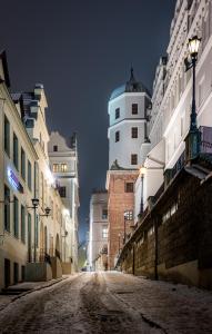 5 stars apartments old town