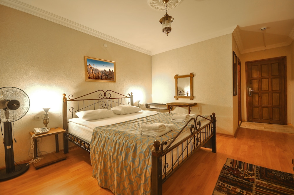 nomads cave hotel and rooftop