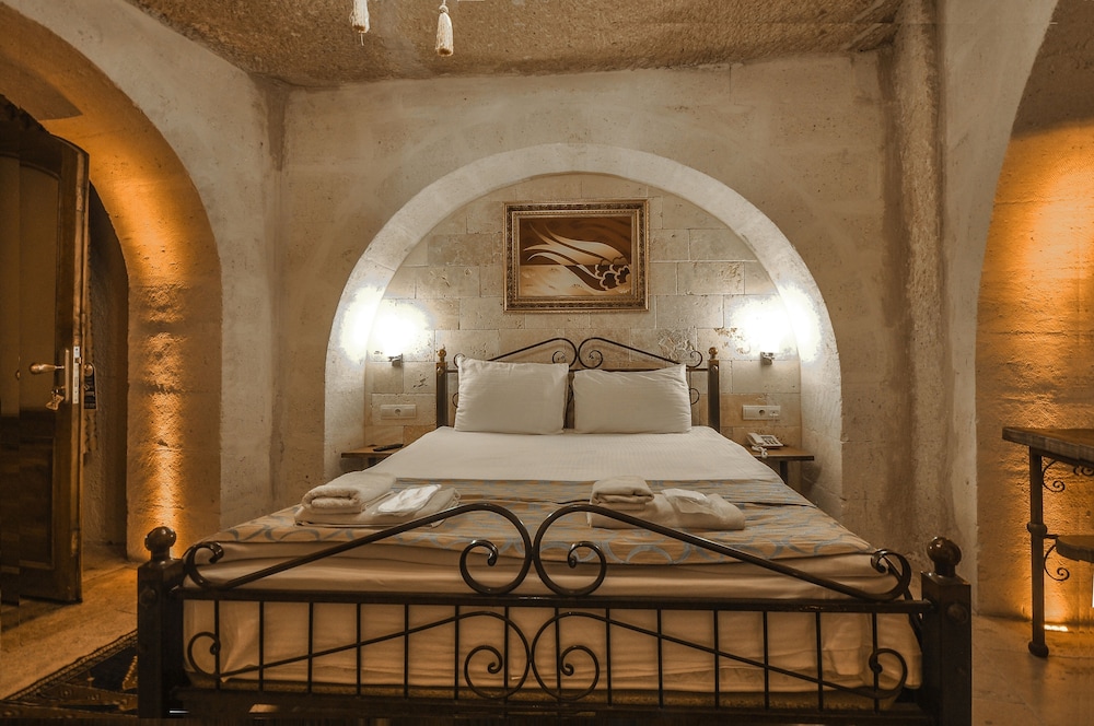 nomads cave hotel and rooftop