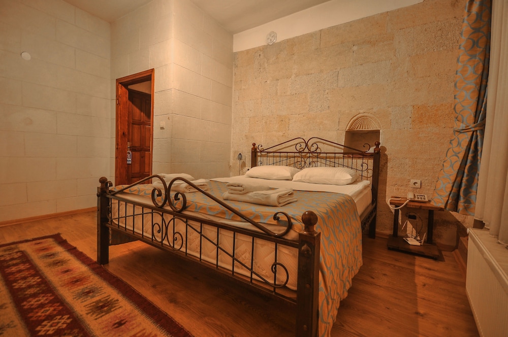 nomads cave hotel and rooftop