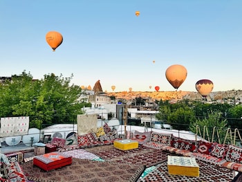 Nomads Cave Hotel & Rooftop,Goreme>>Cappadocia,2 star